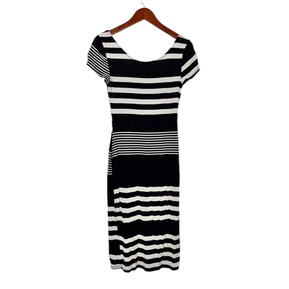 Almost Famous Striped Midi Dress Women M Black White Short Sleeve Bodycon Rayon